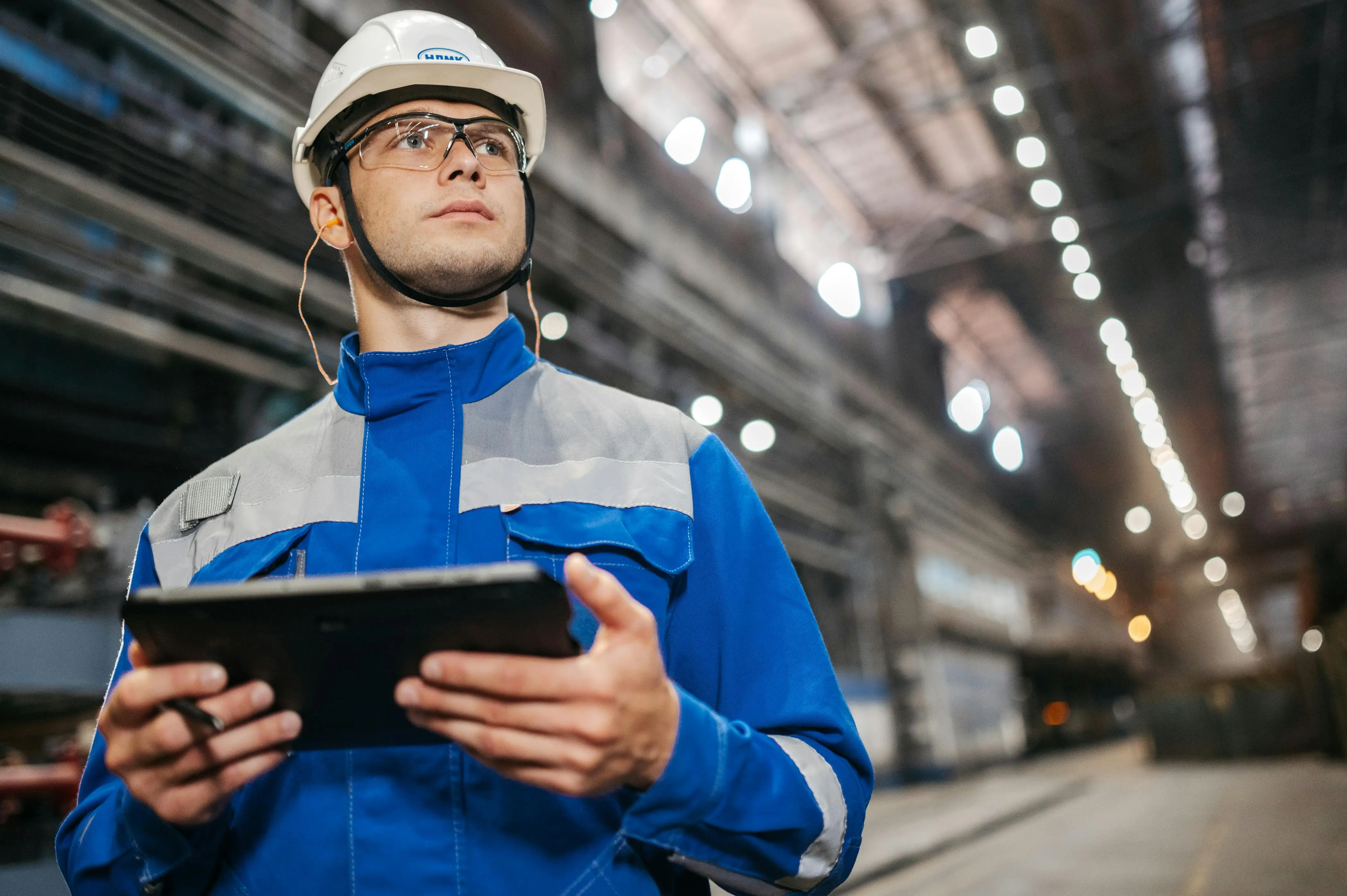 Coverbild: Digitalisierung im Handwerk: Wo’s brennt – und wo sich’s lohnt!